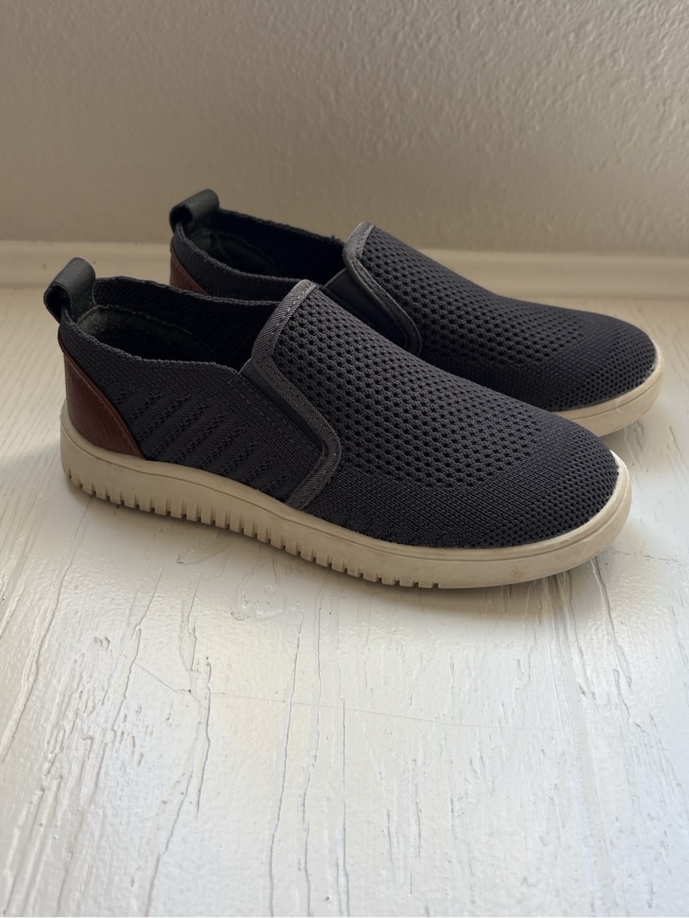 Sonoma Goods for Life Particle Slip on Sneakers Grey Brown Size 12